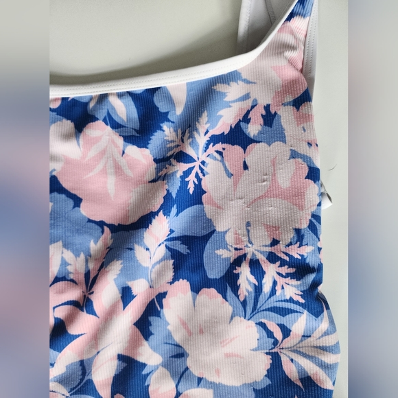 Lainsnow Tiare Hawaii Collab One Piece - Picture 2 of 7